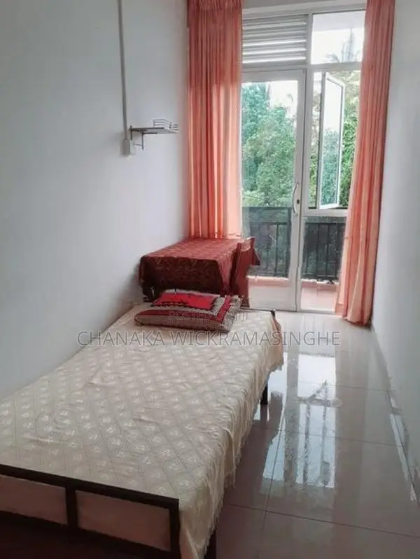 Room for Rent Girl Nugegoda