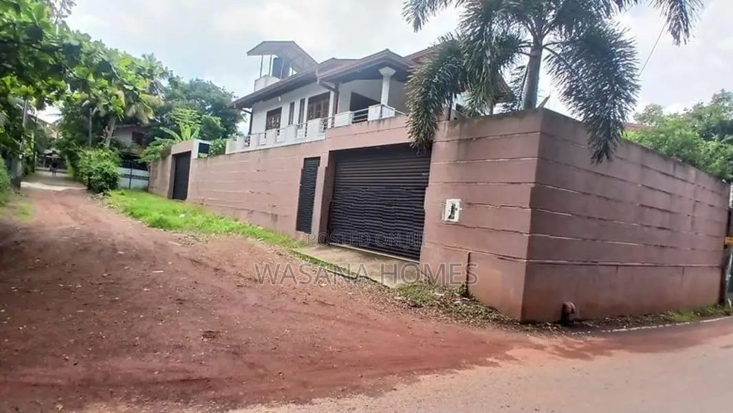 High Residential House for Sale Boralesgamuwa