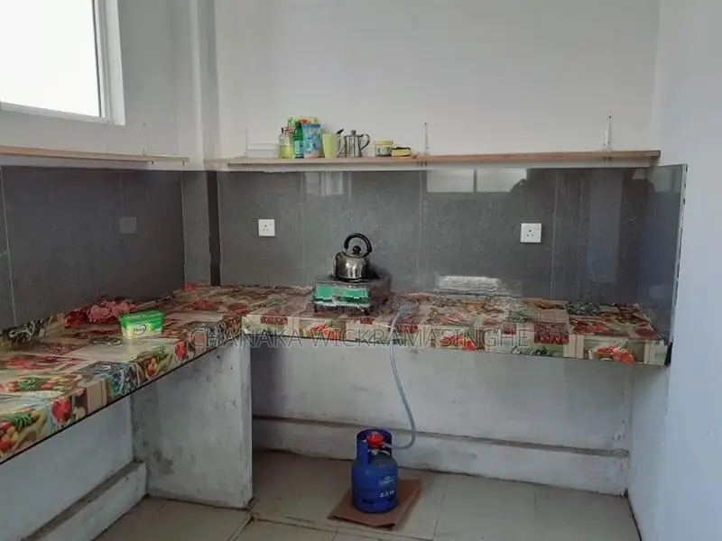 Room for Rent Girl Nugegoda