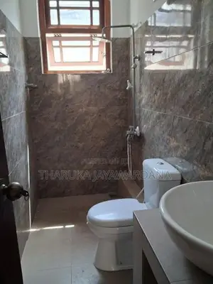 Two Storey House for Rent Pelawaththa
