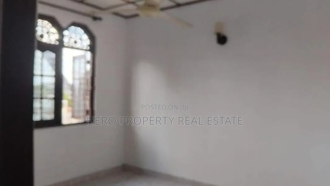 HJS119 - Two Storey House for Sale in Kiribathgoda