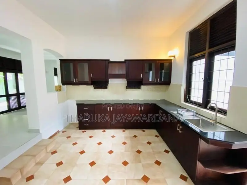 Newly Renovated Two Storey House for Rent Navinna