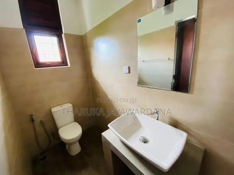 Newly Renovated Two Storey House for Rent Navinna