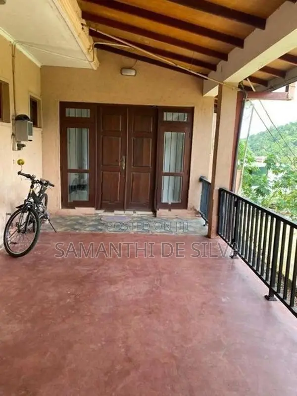 Two Bedroom House for Rent Near the Peradeniya