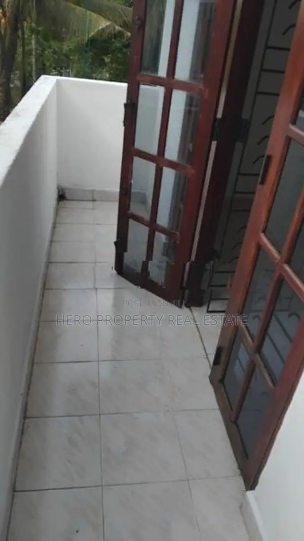 HJS119 - Two Storey House for Sale in Kiribathgoda