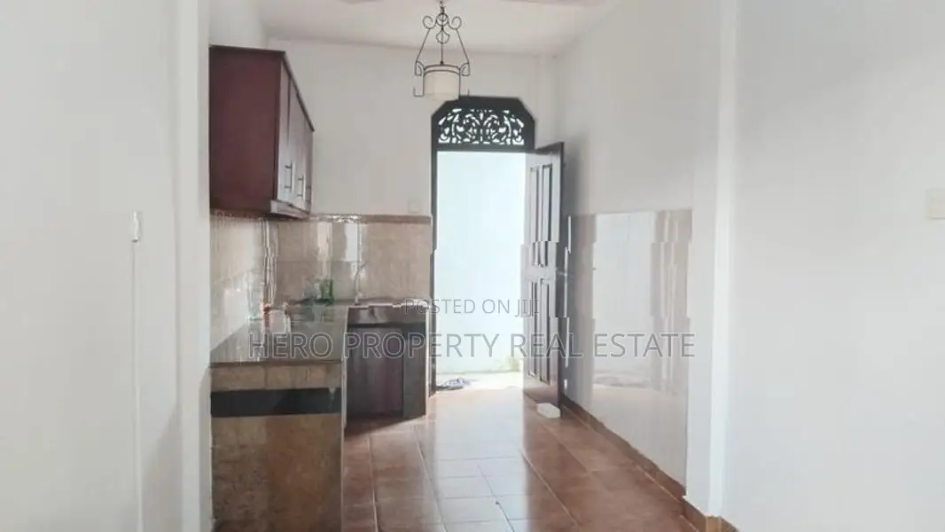 HJS119 - Two Storey House for Sale in Kiribathgoda