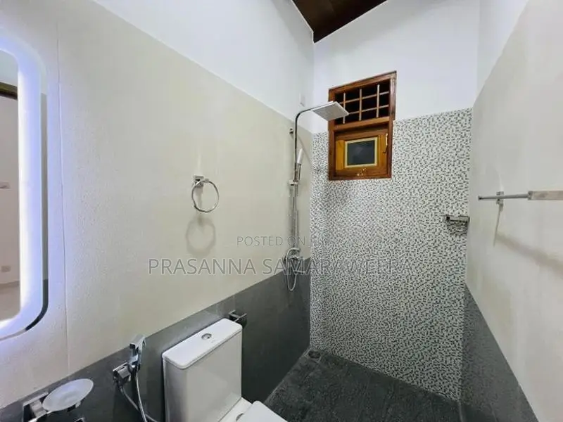 Brand New Solid Modern Super 2 Storey House - Piliyandala