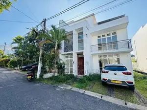 Super Luxury Two Storey House for Sale in Piliyandala