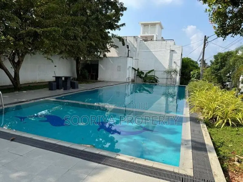 2 Storey Luxury House for Sale with Swimming Pool - Piliyandala
