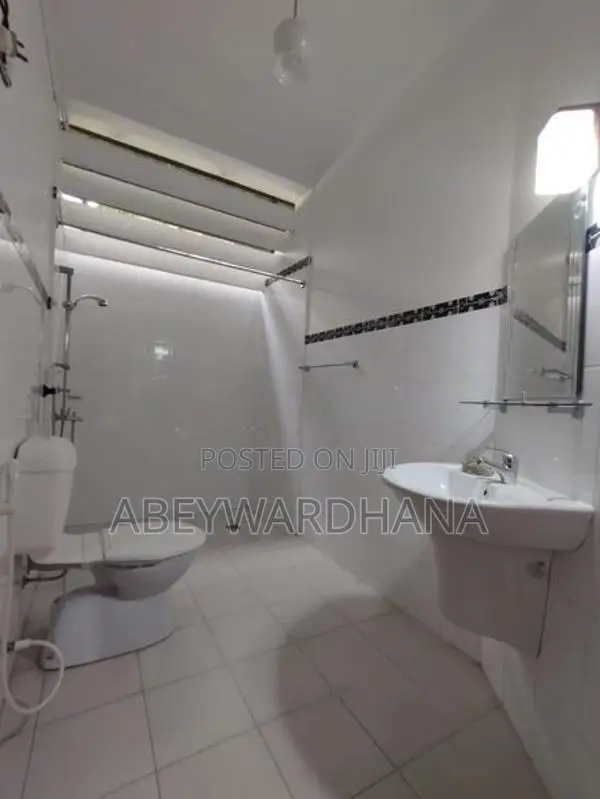 House for Sale Wickramasinghepura Battaramulla