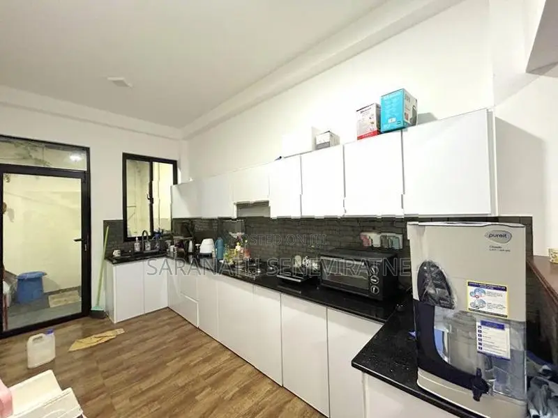 Luxury Newly Built House in Dehiwala