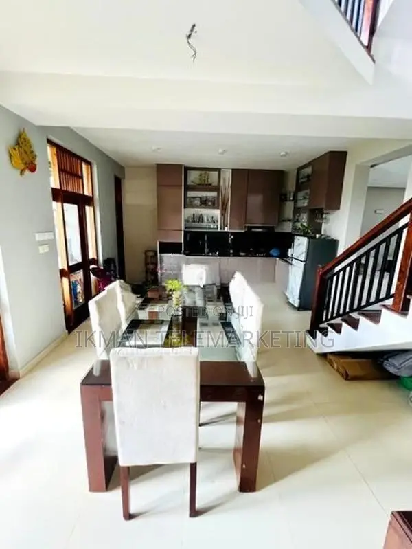 Room for Rent - Kahanthota (only Girls)