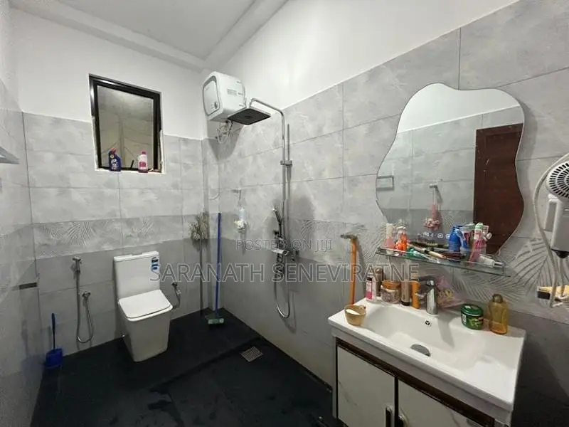 Luxury Newly Built House in Dehiwala