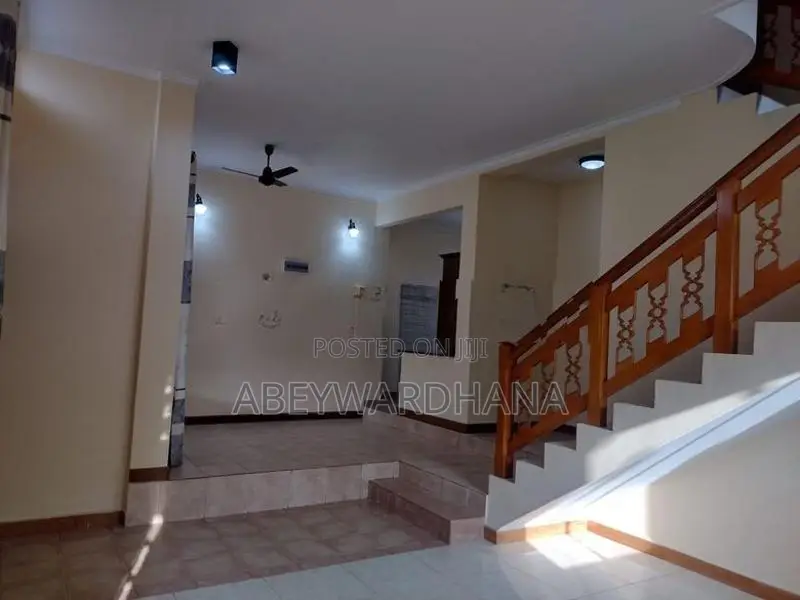House for Sale Wickramasinghepura Battaramulla