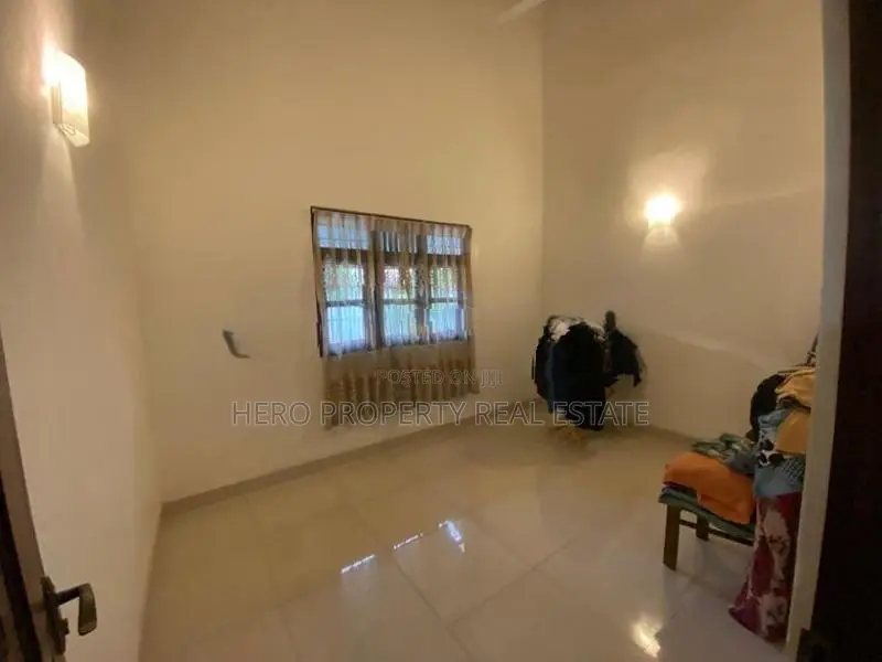 HMS058 - Modern Single Storey House for Sale in Piliyandala
