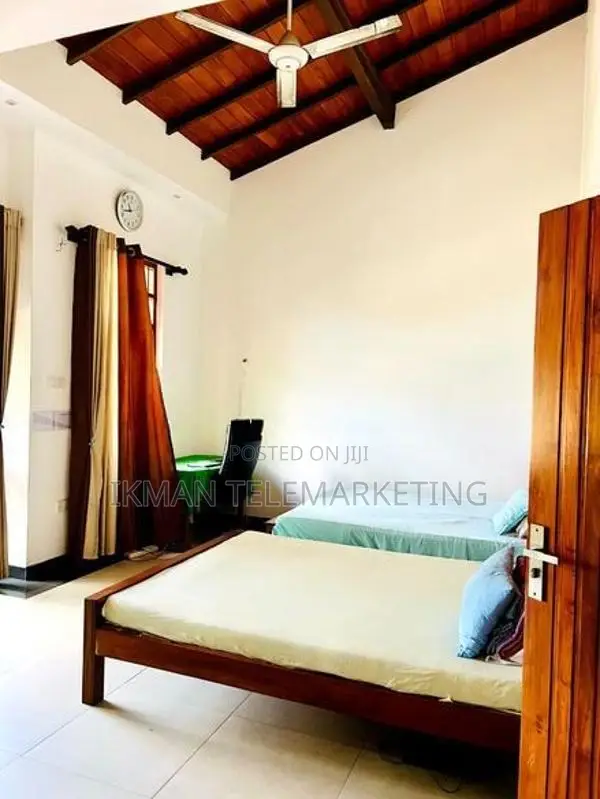 Room for Rent - Kahanthota (only Girls)
