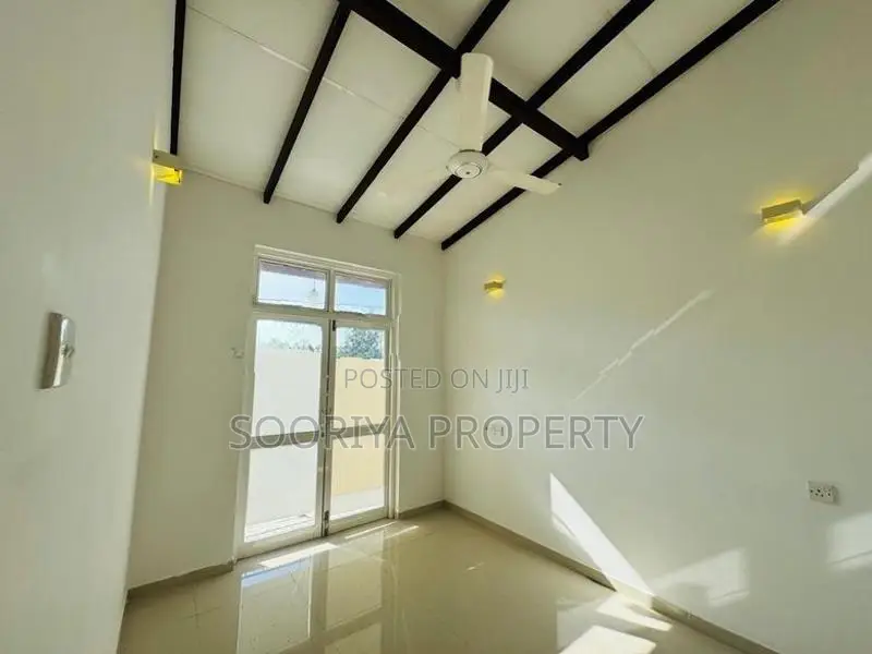 Super Luxury Two Storey House for Sale in Piliyandala