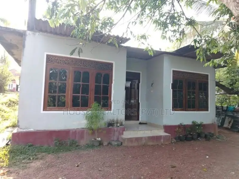 House with Land for Sale in Kubuka, Bandaragama