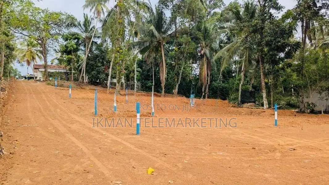 Land For Sale in Kadawatha