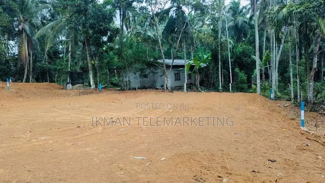 Land For Sale in Kadawatha