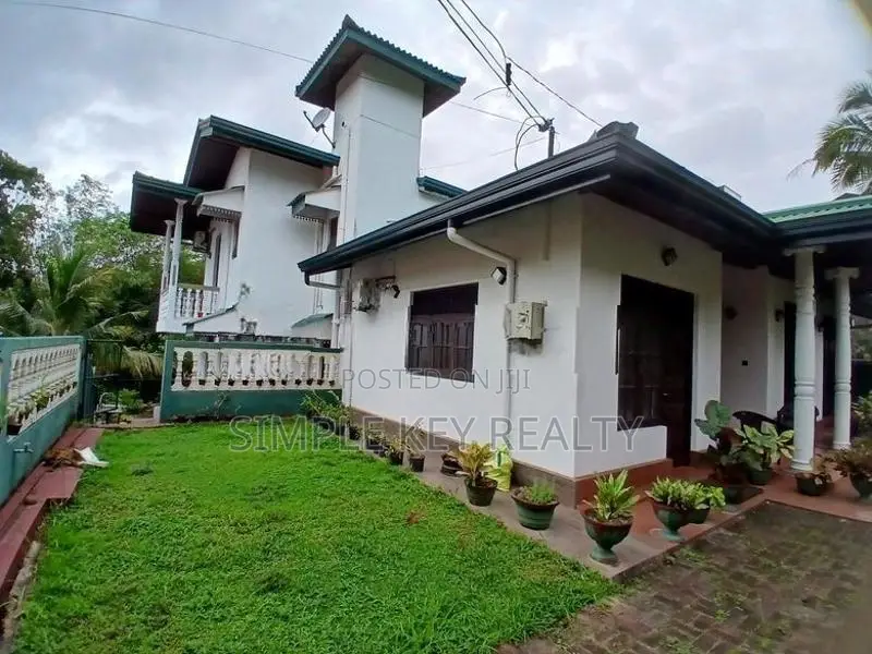 LD55-Valuable Property for Sale in Kadawatha