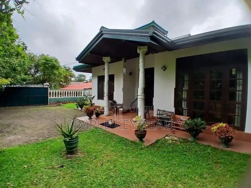 LD55-Valuable Property for Sale in Kadawatha