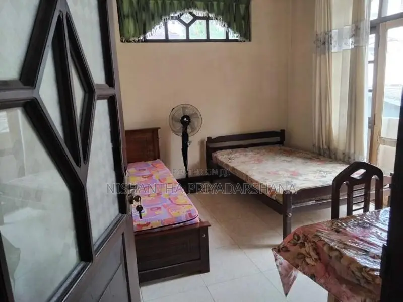 Single Room for Rent Kalubowila - Girls