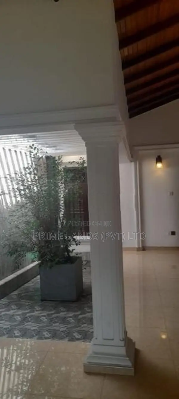 Gampaha Town Full Complet House for Sale