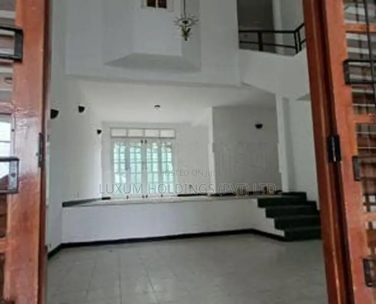 House / Office For Rent in Madiwela Road Talawathugoda [ 2240C ]