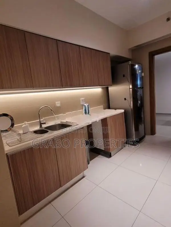 Spacious 3rd floor house for rent in Colombo 15