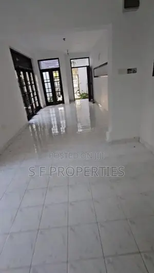 Ladies Boarding / Hostel - Kolonnawa