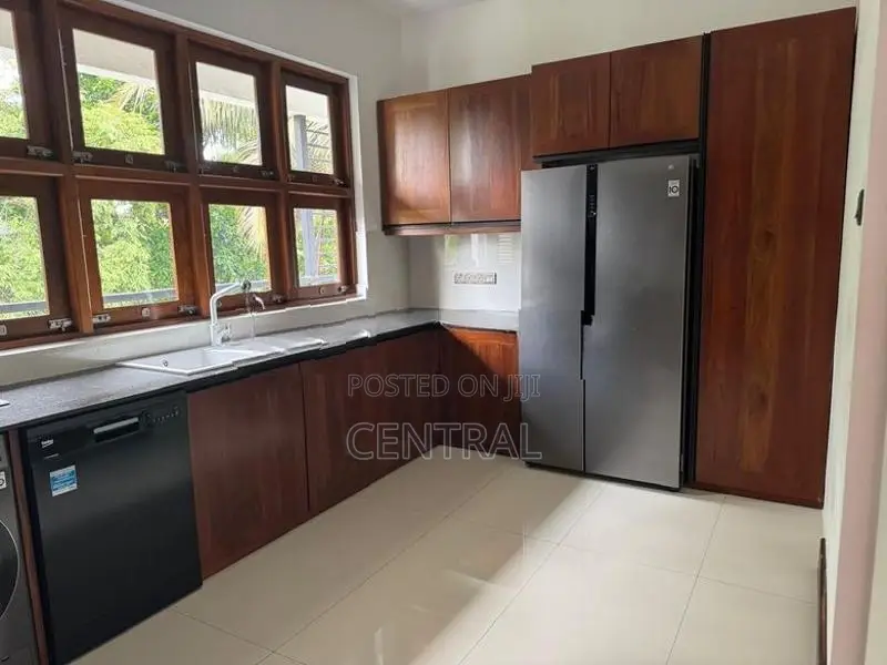 Furnished House for Rent in Colombo 06 (C7-10200)