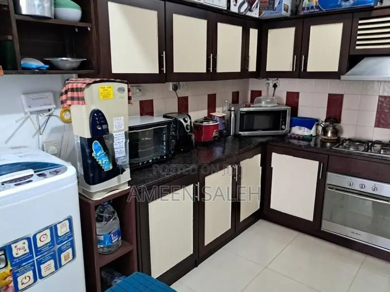 Colombo 8 - for Rent Ladies Furnished Single Room in Apt with Security