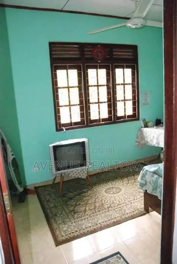 6.5 Perch 2BR House for Sale in Homagama (HS4705)