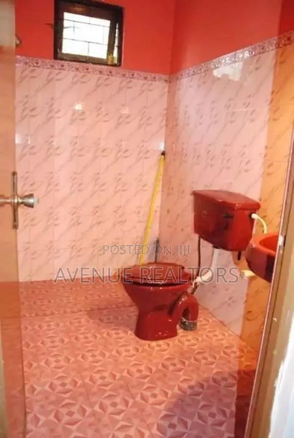 6.5 Perch 2BR House for Sale in Homagama (HS4705)