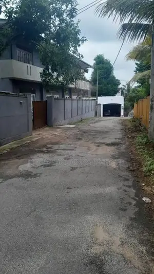 House For Rent Off Rajagiriya Road Nawala [ 2228C ]