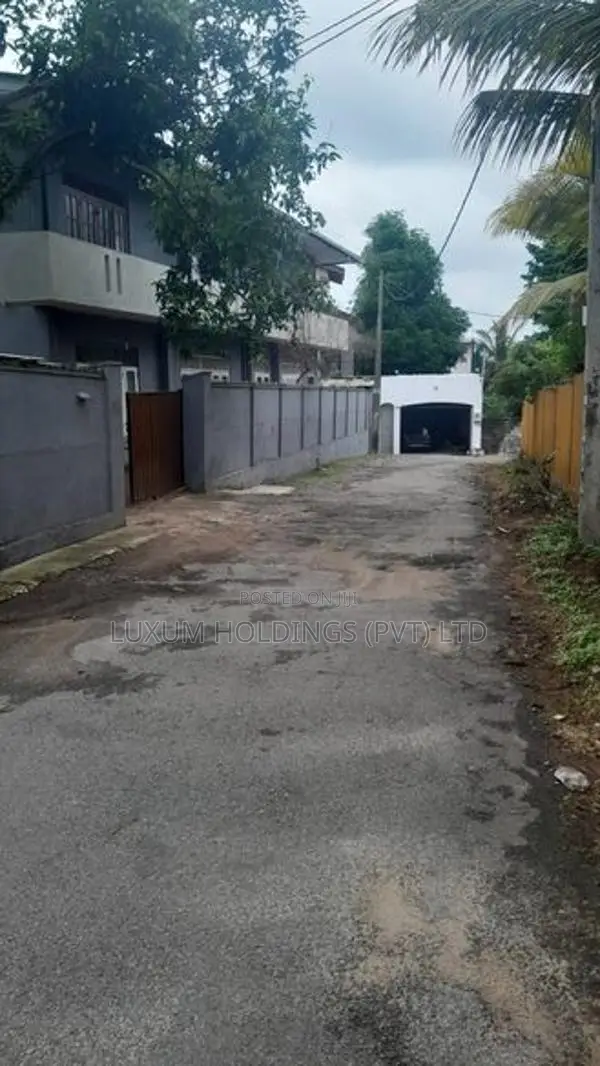 House For Rent Off Rajagiriya Road Nawala [ 2228C ]