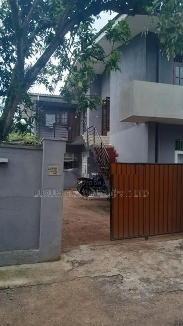 House For Rent Off Rajagiriya Road Nawala [ 2228C ]