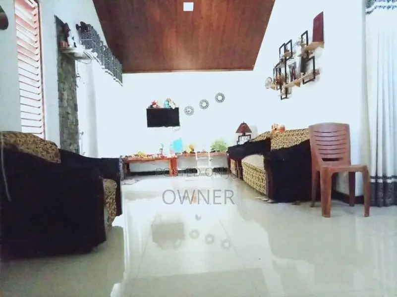 Two-Story House For Sale In Udugampola
