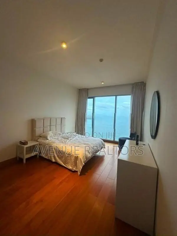 4BR Apartment for Rent at The Residencies OGF (AP4709)