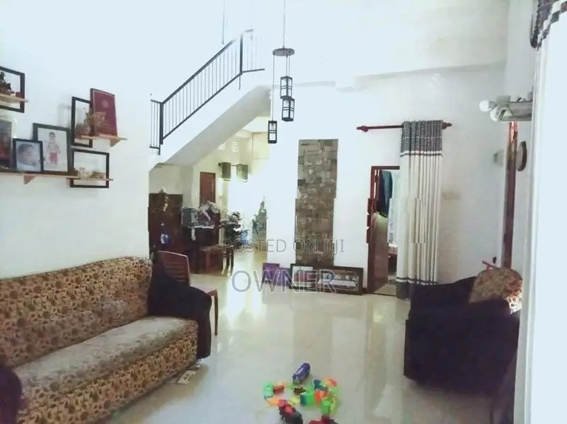 Two-Story House For Sale In Udugampola
