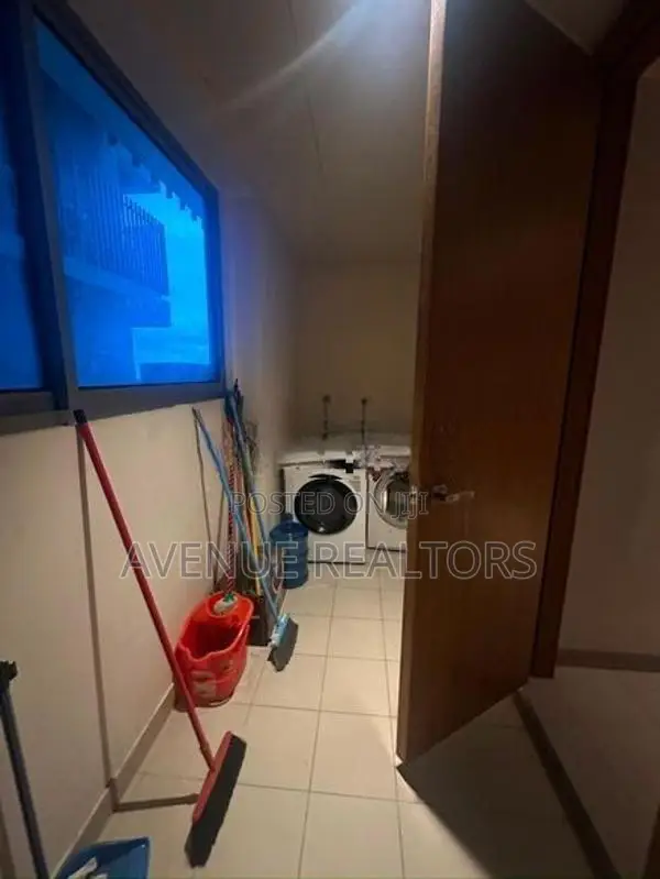 4BR Apartment for Rent at The Residencies OGF (AP4709)
