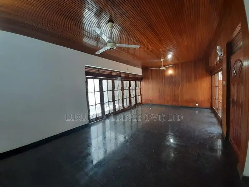 Fully A/C House For Rent in Gregory's Road Colombo 07 [ 657C/1 ]