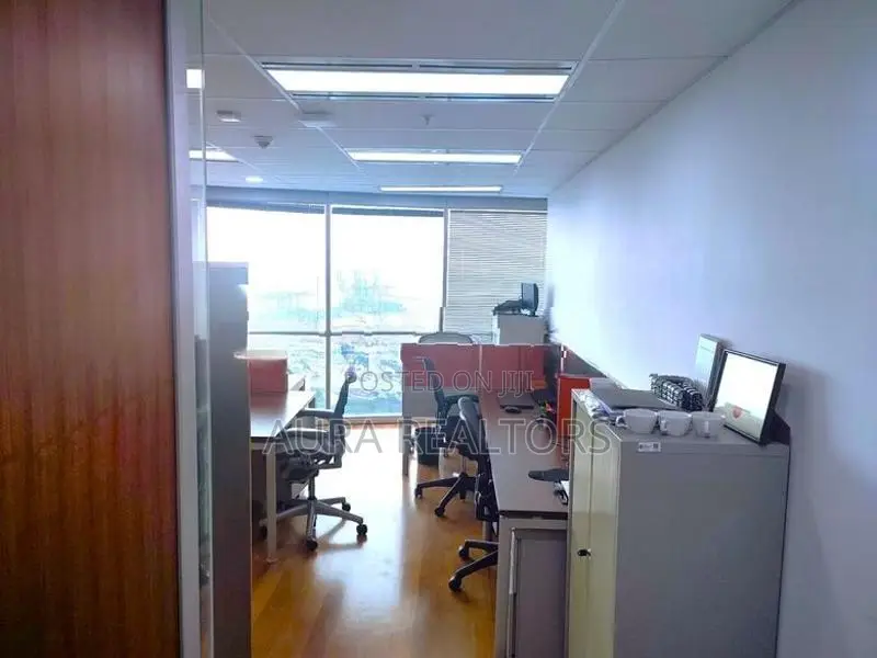 Office space for rent in Colombo 1 World Trade Center ( p-150)
