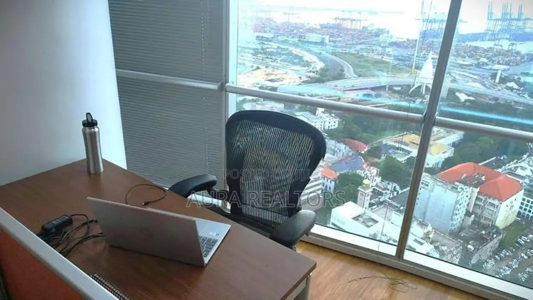 Office space for rent in Colombo 1 World Trade Center ( p-150)