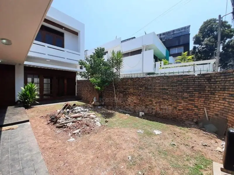 Fully A/C House For Rent in Gregory's Road Colombo 07 [ 657C/1 ]