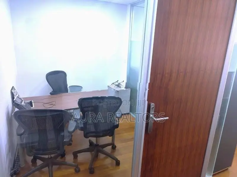 Office space for rent in Colombo 1 World Trade Center ( p-150)