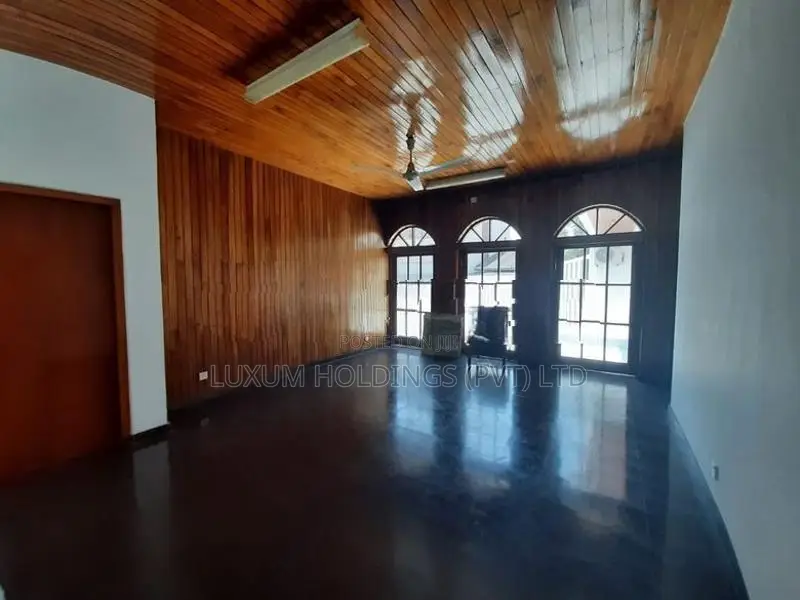 Fully A/C House For Rent in Gregory's Road Colombo 07 [ 657C/1 ]