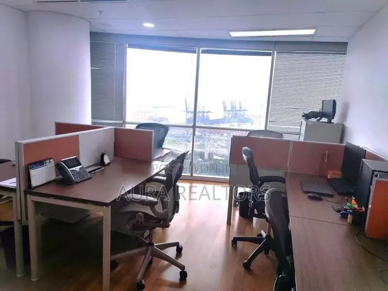 Office space for rent in Colombo 1 World Trade Center ( p-150)