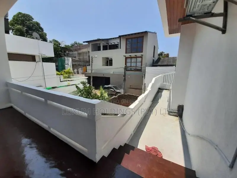 Fully A/C House For Rent in Gregory's Road Colombo 07 [ 657C/1 ]